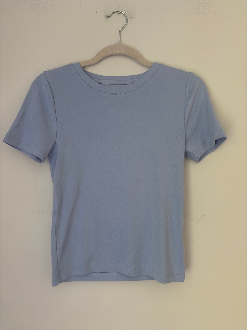 GAP Soft Sky Blue Crewneck Modern Tee Size Small NWT